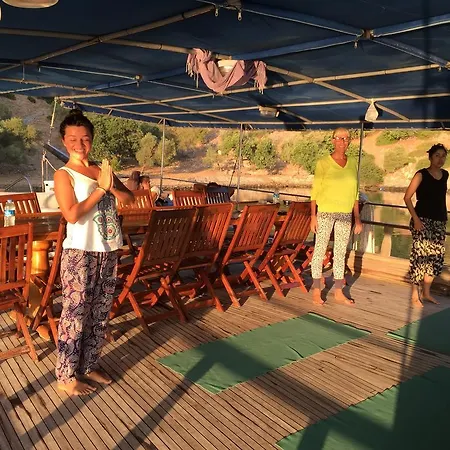 Seaborn Legend Yoga Cruise *